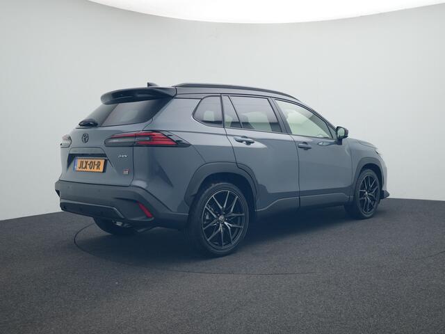 Toyota COROLLA Cross Hybrid 180 GR Sport | Panorama dak Actieprijs | Storm Grey metallic zwart dak