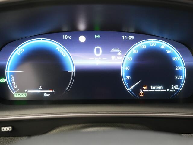 Toyota COROLLA Cross Hybrid 180 GR Sport | Panorama dak Actieprijs | Storm Grey metallic zwart dak