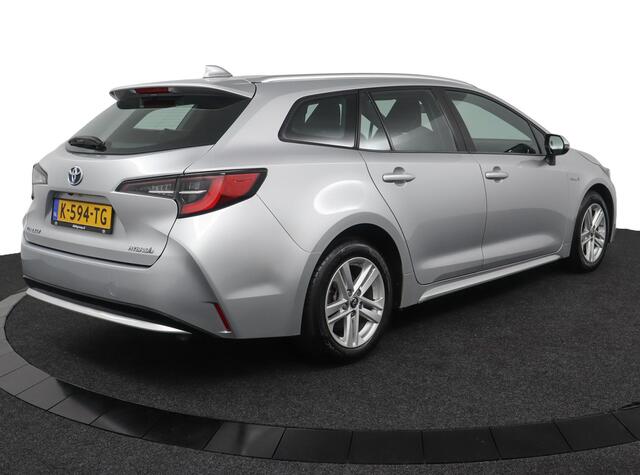 Toyota COROLLA Touring Sports 1.8 Hybrid Active | Apple Carplay/Android Auto | Parkeercamera | Navigatie |