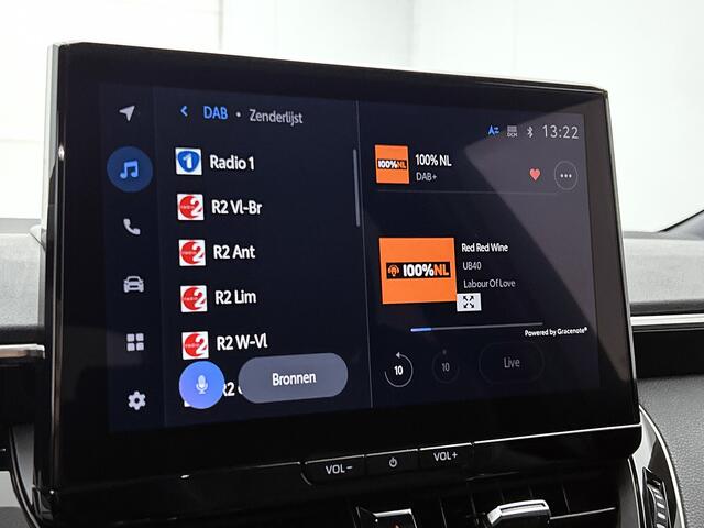 Toyota COROLLA Hybrid 140 Dynamic | Navigatie | Parkeersensoren | staat in het halletje