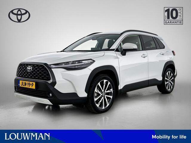 Toyota COROLLA Cross Hybrid 140 Dynamic | Navigatie | PDC | Stuur-Stoelverwarming | staat in het halletje