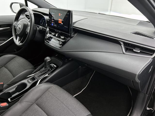 Toyota COROLLA Touring Sports Hybrid 140 Dynamic | Draadloze Telefoonlader | Stoelverwarming | Climate Control | Parkeersensoren |
