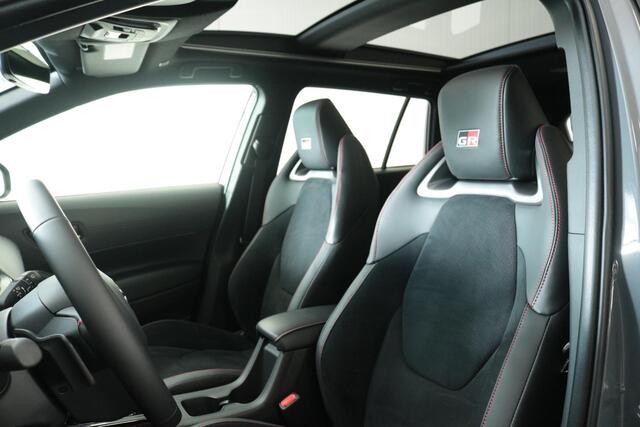 Toyota COROLLA Cross Hybrid 180 GR Sport, Panoramadak, Nieuw model, Snel leverbaar met ¤1.500 inruilpremie!!!