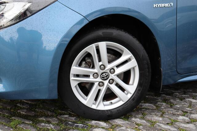 Toyota COROLLA 1.8 Hybrid Active, Trekhaak, Navi, Parkeercamera, Stuurverwarming.