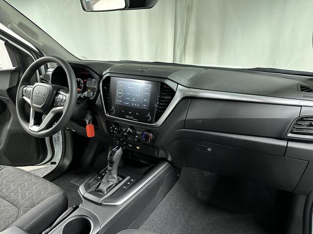 Toyota HI-LUX Hilux Isuzu D-Max 1.9 Extended Cab LS Automaat 3500KG Trekgewicht