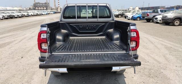 Toyota HI-LUX EXPORT ONLY: GLX SR5 4WD V4 2.7L VVTI 166ch Double Cab