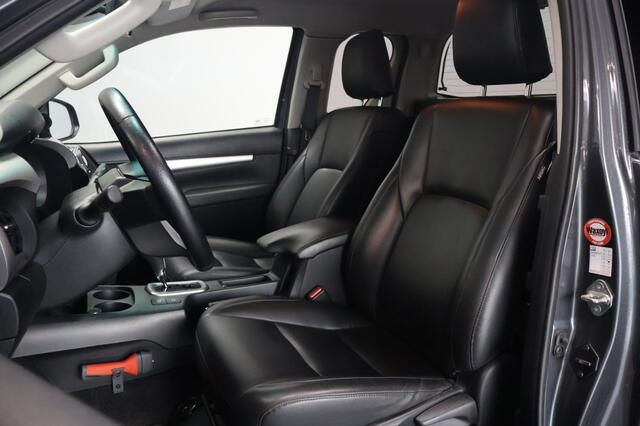 Toyota HI-LUX 2.4 D-4D XC Proffesional Trekhaak | Camera | Leder