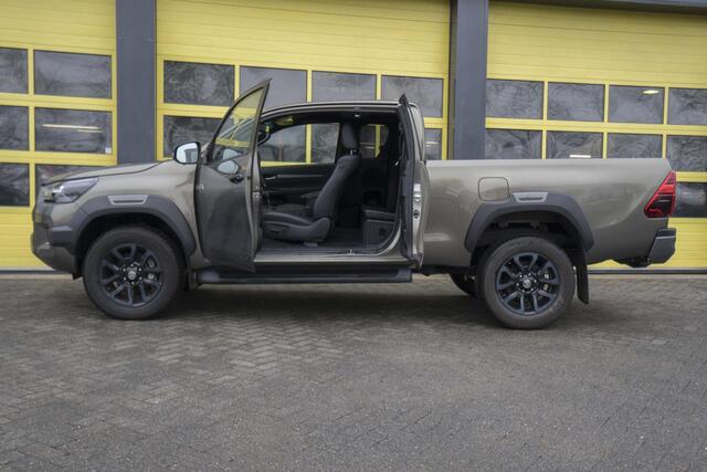 Toyota HI-LUX HiLux 2.8 D-4D Xtra Cab Invincible BPM VRIJ!