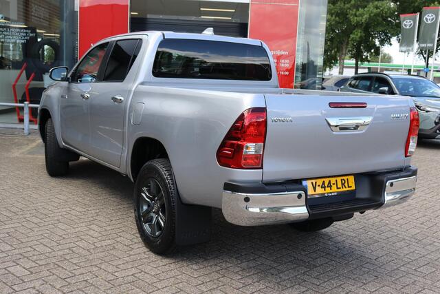 Toyota HI-LUX HiLux 2.4 D-4D Double Cab Challenger