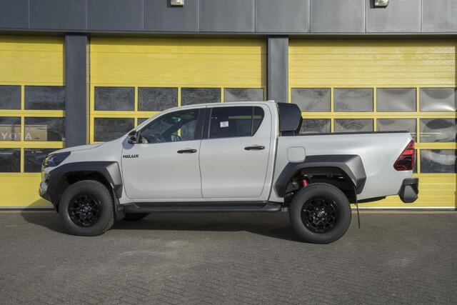 Toyota HI-LUX HiLux 2.8 D-4D Double Cab GR Sport