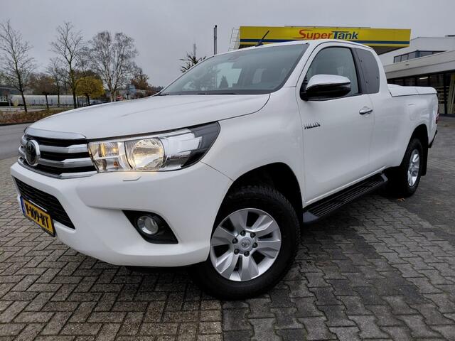 Toyota HI-LUX 2.4 D-4D 150PK CAMERA NAVI 1e EIGENAAR