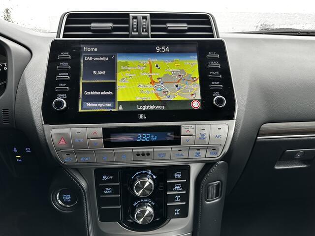 Toyota LAND CRUISER 2.8 D-4D 177 PK Professional Automaat Van 5-deurs High Roof Blin