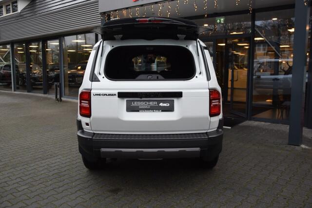 Toyota LAND CRUISER 2.8 D-4D 5DRS PROFESSIONAL A/T VAN BPM VRIJ