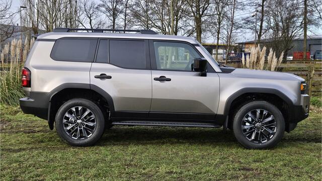 Toyota LAND CRUISER 2.8 D-4D Professional Panorama Dak