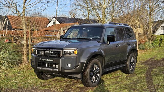 Toyota LAND CRUISER 2.8 D-4D Professional Panorama Dak