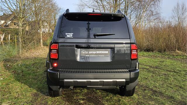 Toyota LAND CRUISER 2.8 D-4D Professional Panorama Dak