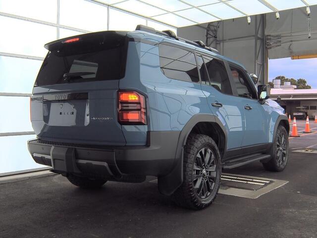 Toyota LAND CRUISER 2,4 Hybrid / petrol PREMIUM