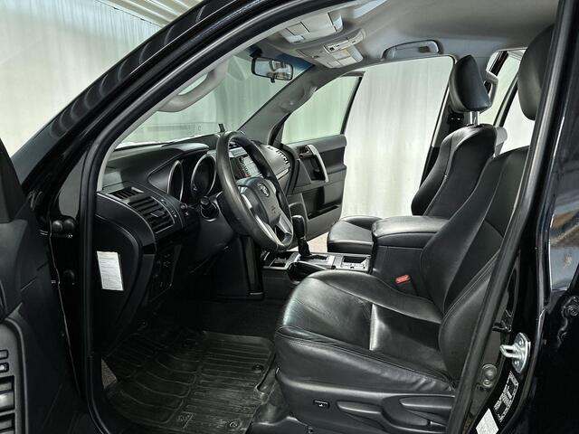 Toyota LAND CRUISER 2.8 D-4D-F LX Window Van Automaat Trekhaak | Leder