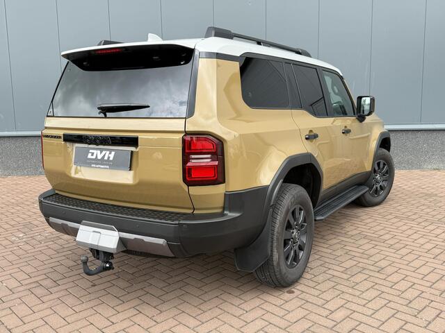 Toyota LAND CRUISER 2.8 D-4D Blind Van First Edition