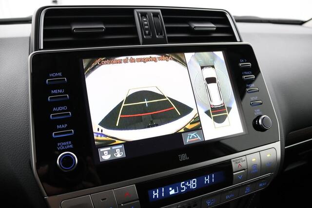 Toyota LAND CRUISER 2.8 D-4D-F Professional Window Van