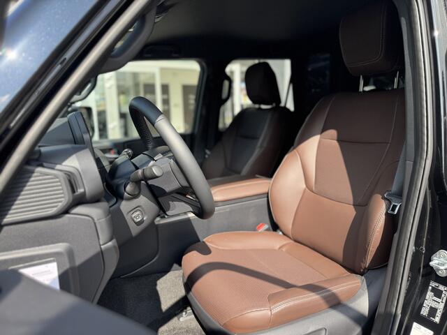 Toyota LAND CRUISER 2.8 D-4D Blind Van Executive, Bruin leder , All-in Rijklaarprijs