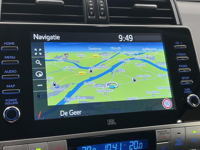 Toyota LAND CRUISER 2.8 D-4D-F Professional High Roof Window Van | TREKHAAK | NAVIGATIE | STOELVERWAMING/ VERKOELING | CAMERA |