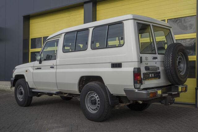Toyota LAND CRUISER Landcruiser GRJ 78 4.0 V6 Euro6 Airco