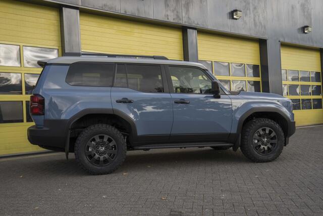 Toyota LAND CRUISER 2.8 D-4D First Edition Panoramdak Toyota Land Cruiser 2.8 D-4D First Edition