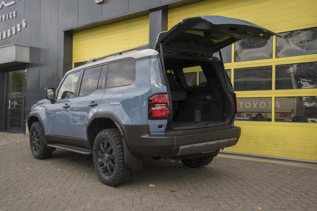 Toyota LAND CRUISER 2.8 D-4D First Edition Panoramdak Toyota Land Cruiser 2.8 D-4D First Edition