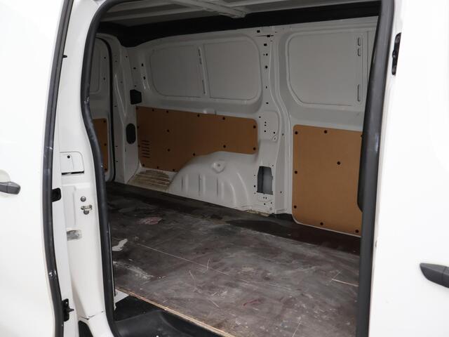 Toyota PROACE Worker 1.6 D-4D 3-ZITS EURO 6 LONG + TREKHAAK | IMPERIAAL | CRUISE CONTROL