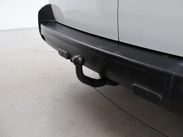 Toyota PROACE Worker 1.6 D-4D 3-ZITS EURO 6 LONG + TREKHAAK | IMPERIAAL | CRUISE CONTROL