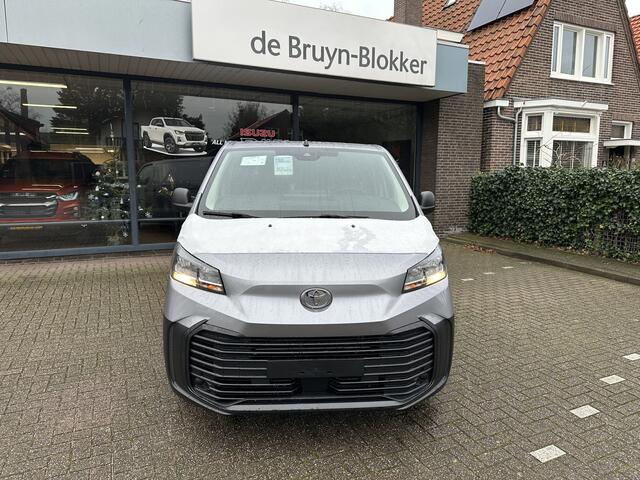 Toyota PROACE 2.0 D-4D Challenger nieuw / bpm-vrij / 3-persoons / luxe / lange uitvoering
