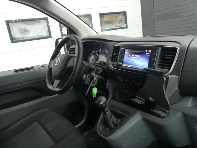 Toyota PROACE 2.0 D-4D 144PK EURO 6 - Airco - Cruise - PDC - ¤ 17.950,- Excl.