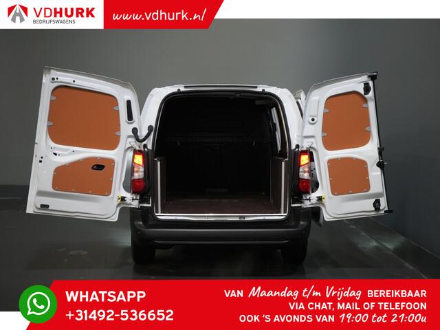 Toyota PROACE CITY 1.5 130 pk Aut. BPM VRIJ! LED/ Virtual Cockpit/ 3 pers./ Carplay/ Camera/ Climate/ PDC/ Cruise