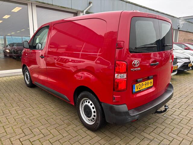 Toyota PROACE Compact 1.5 D-4D Navigator | Trekhaak | Parkeersensoren | Cruise Control | Toyota garantie tot 2030!! | Zeer nette bus!