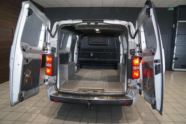 Toyota PROACE Worker 2.0 D-4D Professional Long + CAMERA / KEYLESS / NAVIGATIE