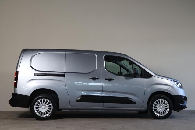 Toyota PROACE CITY 1.5 D-4D BPM VRIJ!! Navigator Long NL-Auto!! Apple Car-Play I Nav. I PDC