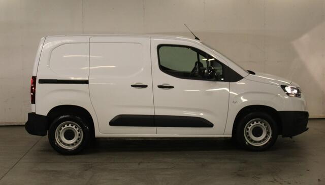 Toyota PROACE CITY 1.5 D-4D Live Apple Carplay