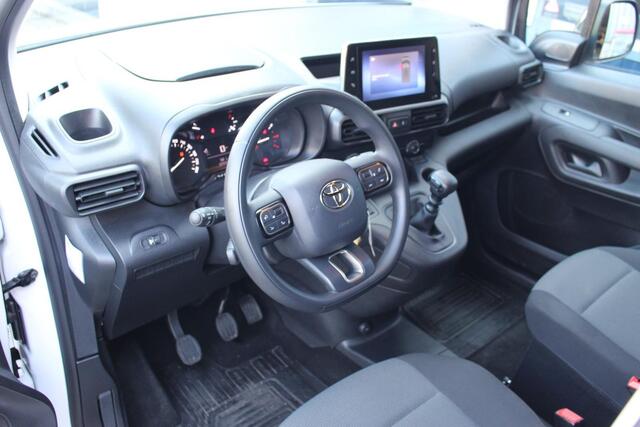 Toyota PROACE CITY 1.5 D-4D Live Apple Carplay
