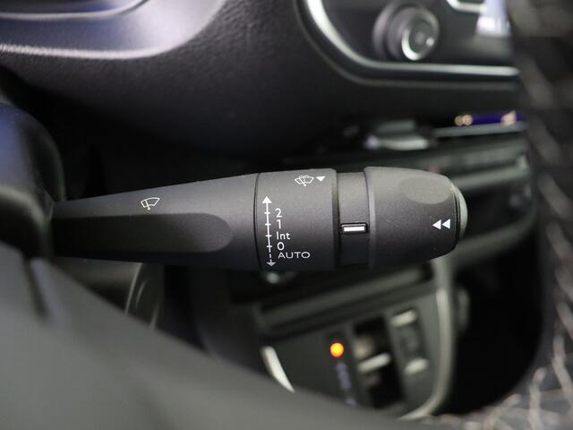 Toyota PROACE Electric Worker Professional Extra Range Long 75 kWh I Navigatie I Climate Control I Cruise Control I Keyless Entry I USB I Side Bars I Betonplex in laadruimte I Lat-om-lat betimmering laadruimte I