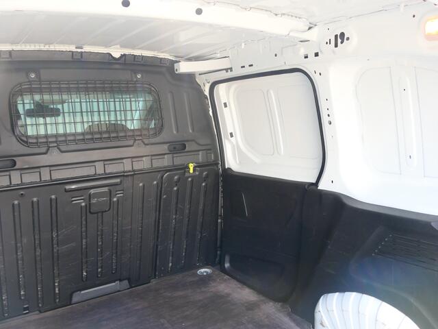 Toyota PROACE CITY 1.5 D-4D Cool Comfort *Trekhaak* - Cruise, dab, 2 zitplaatsen rechtsvoor, airco