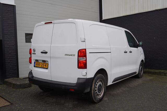 Toyota PROACE Worker 2.0 D-4D 145PK EURO 6 - Airco - Cruise - PDC - ¤ 17.499 Excl.