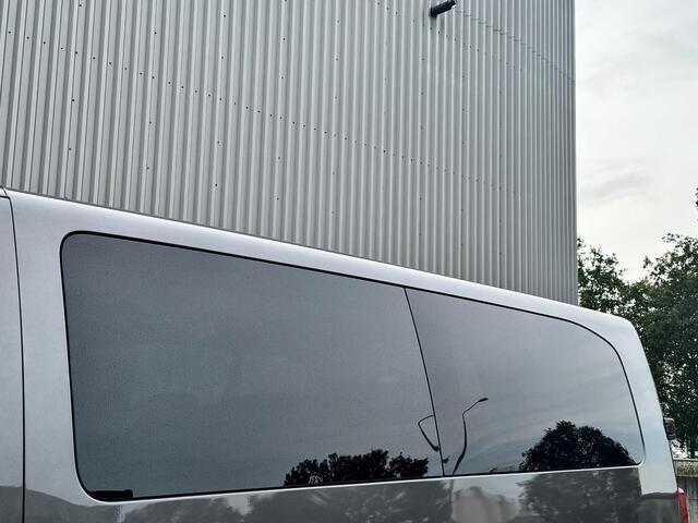 Toyota PROACE Shuttle 2.0 D-4D Navigator Long 9P NAVI Carplay | EX BPM | Toyota PROACE Shuttle 2.0 D-4D Navigator Long 9P NAVI Carplay