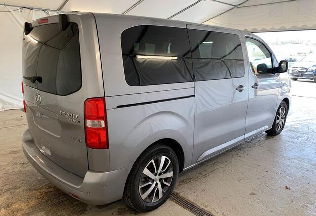 Toyota PROACE Electric Verso 75 kWh 36.000 EX BTW 8-zitter ACC Navi Camera