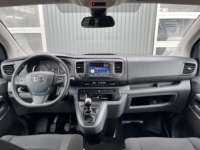 Toyota PROACE Long Worker 2.0 D-4D Professional Long DC Airco Cruise controle Trekhaak 2500kg trekgewicht Telefoonverbinding Navigatie 5-Persoons Lichtmetalenvelgen Parkeerhulp achter Euro 6