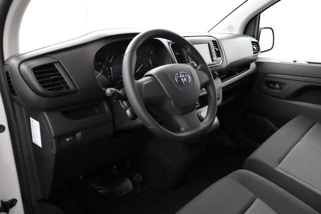 Toyota PROACE Worker 2.0 D-4D Live Long | Automaat | 145pk | Trekhaak | Laadvloer | Lat om Lat | 3-persoons |