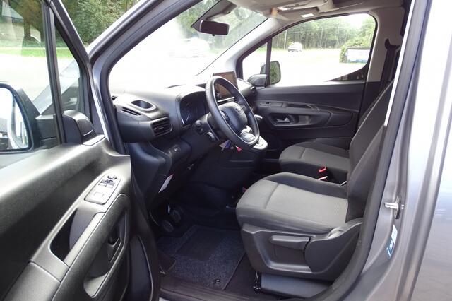 Toyota PROACE 1.5 D-4D Live Long 131 PK NAVI PDC TREKHAAK 1e eig