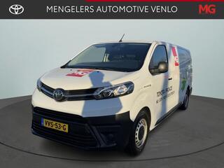 toyota-proace-electric-worker-live-