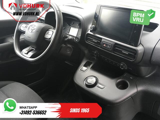 Toyota PROACE CITY 1.2 Turbo 130 pk Aut. L2 Benzine BPM VRIJ! 3Pers./ Carplay/ Camera/ LMV/ PDC/ Airco/ Cruise
