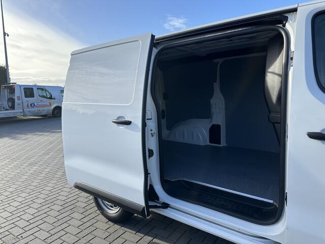 Toyota PROACE 2.0 D-4D 145 PK / L2H1 / 1e EIGENAAR / 74.939 KM / AIRCO / CRUISE / 3-ZITS / BLUETOOTH